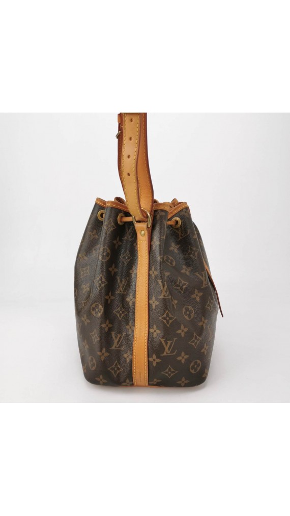 Louis Vuitton Noé BB Bucket Bag