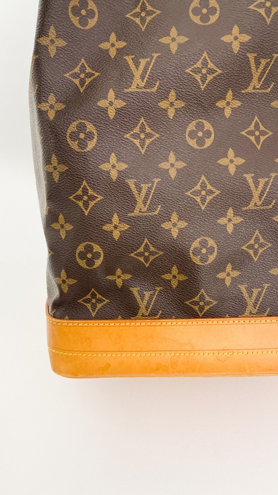 Louis Vuitton Noé GM Shoulder Bag