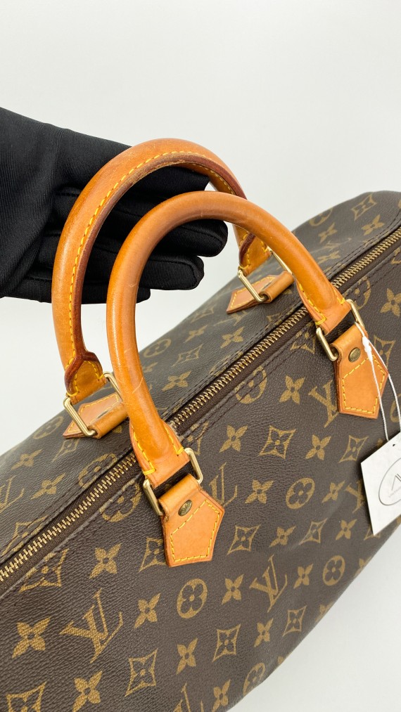 Louis Vuitton Speedy Size 35