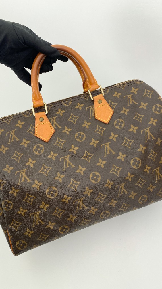 Louis Vuitton Speedy Size 35