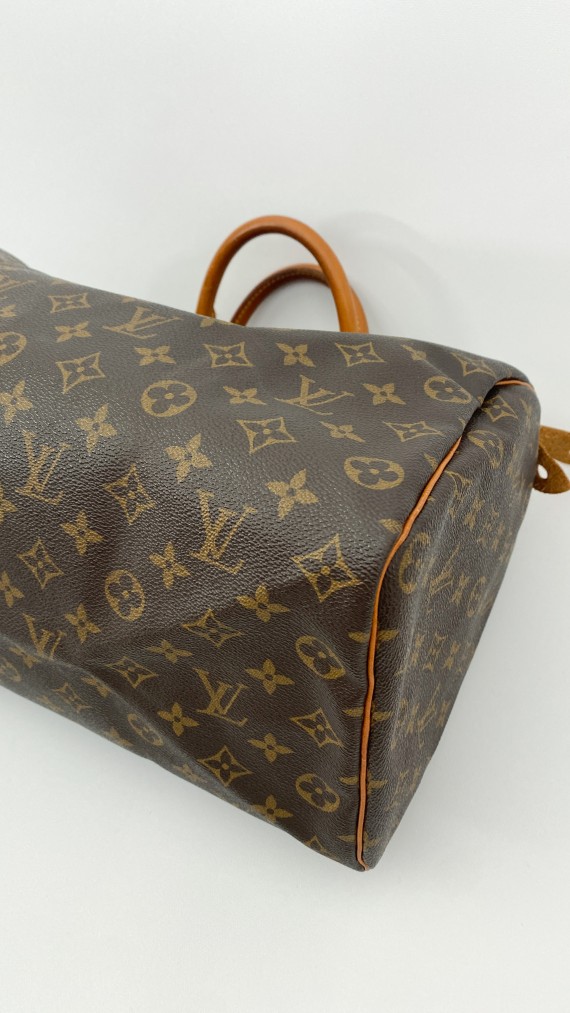 Louis Vuitton Speedy Size 35