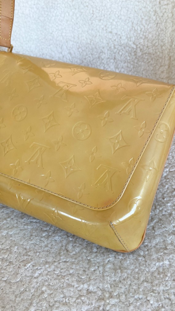 Louis Vuitton Vernis Shoulder Bag