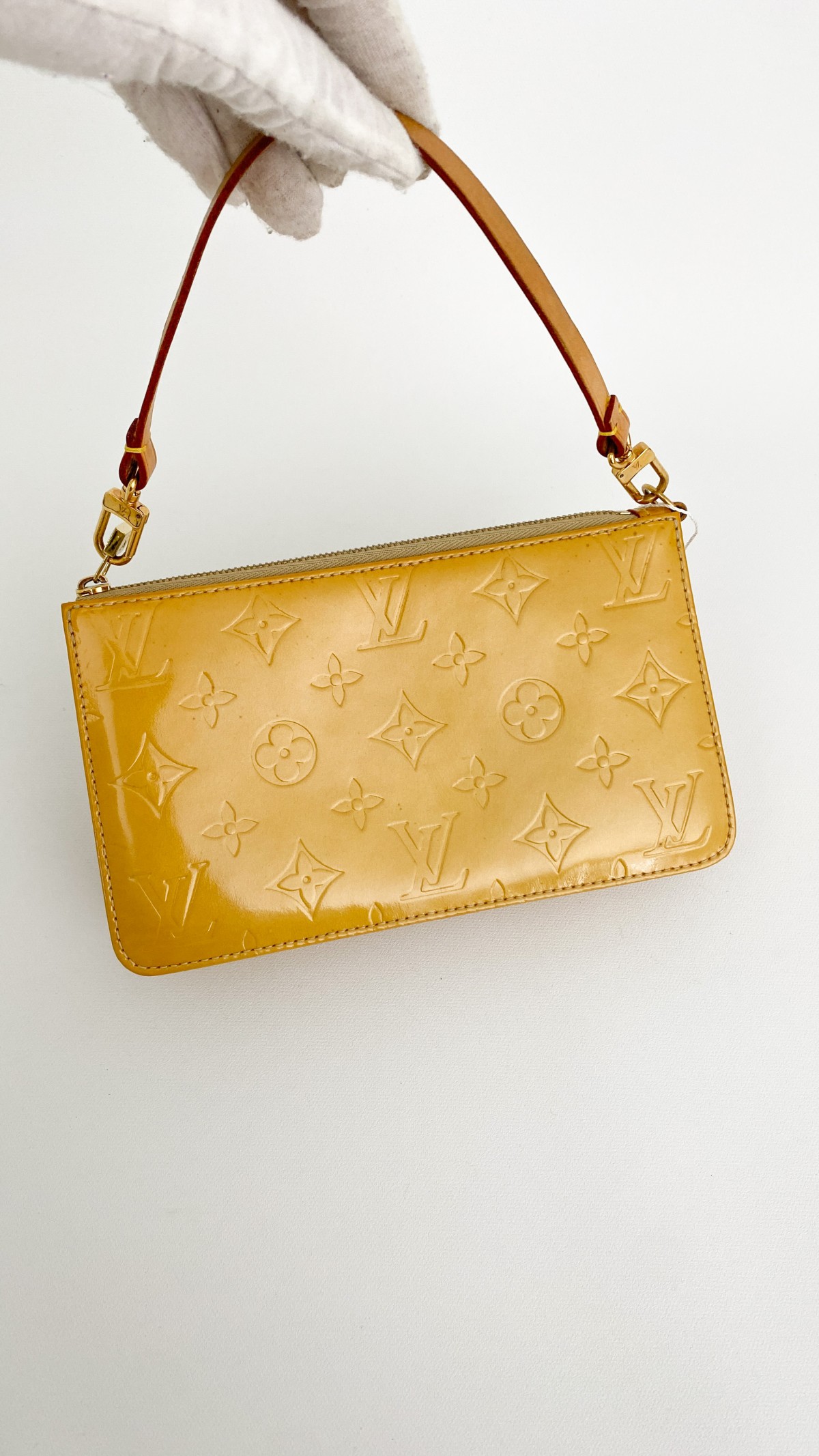 Louis Vuitton Mango/Dark Yellow Monogram Vernis Lexington Pochette Bag Louis  Vuitton