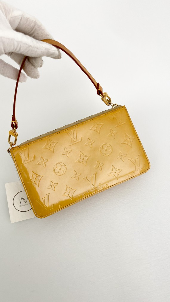 Louis Vuitton Vernis Pochette Bag