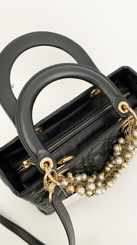 Lady Dior Medium Pearl Shoulder bag