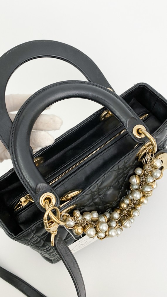 Lady Dior Medium Pearl Shoulder bag