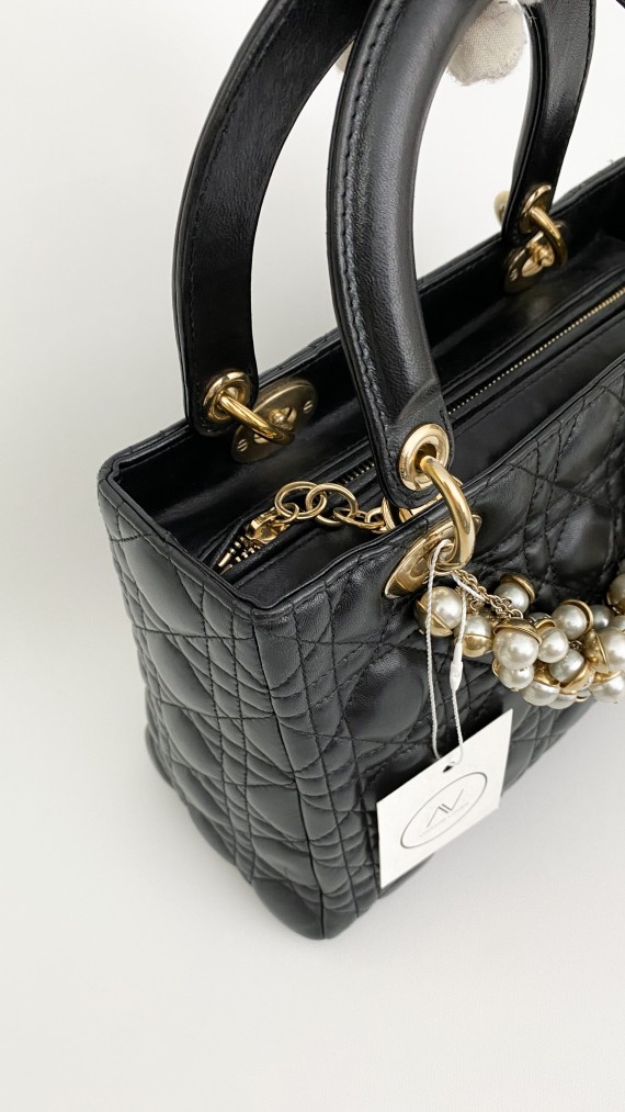 Lady Dior Medium Pearl Shoulder bag