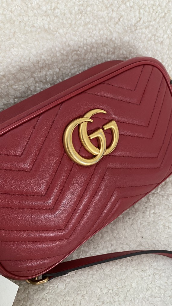 Gucci Marmont Shoulder Bag Size Small