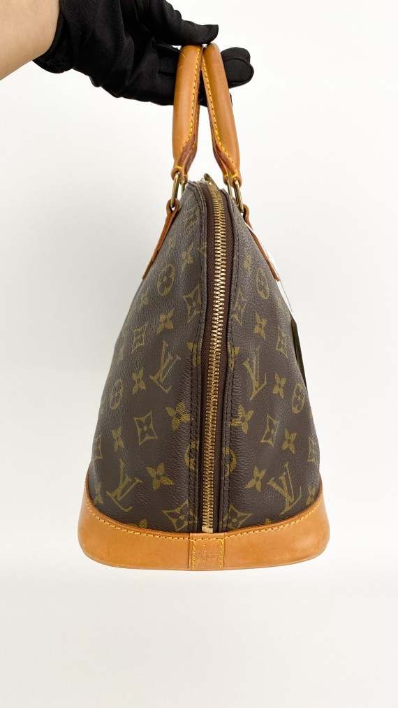 Louis Vuitton Alma PM Bag