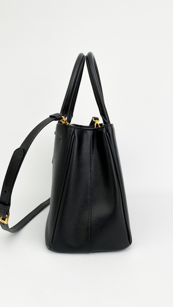 Prada Saffiano Galleria Shoulder Bag