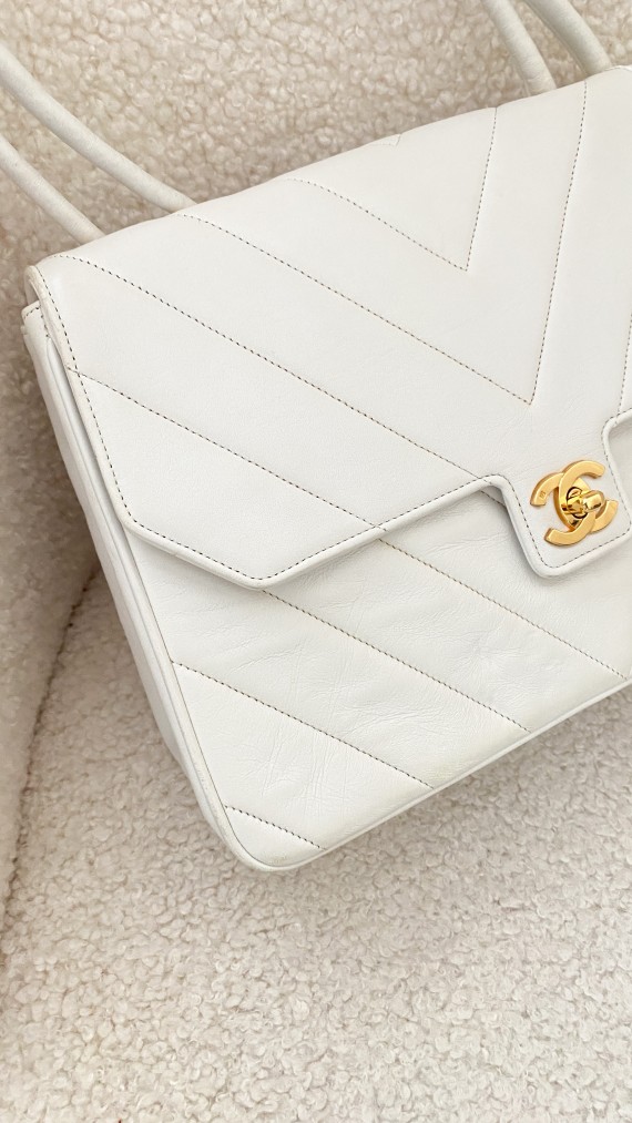 Vintage Chanel Shoulder Bag