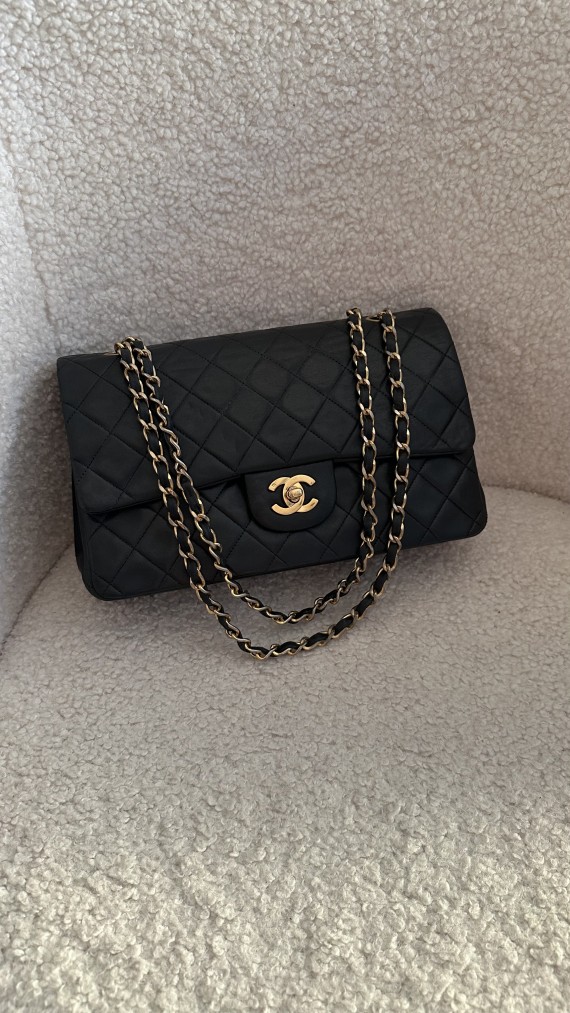 Chanel Classic Double Flap Bag Medium