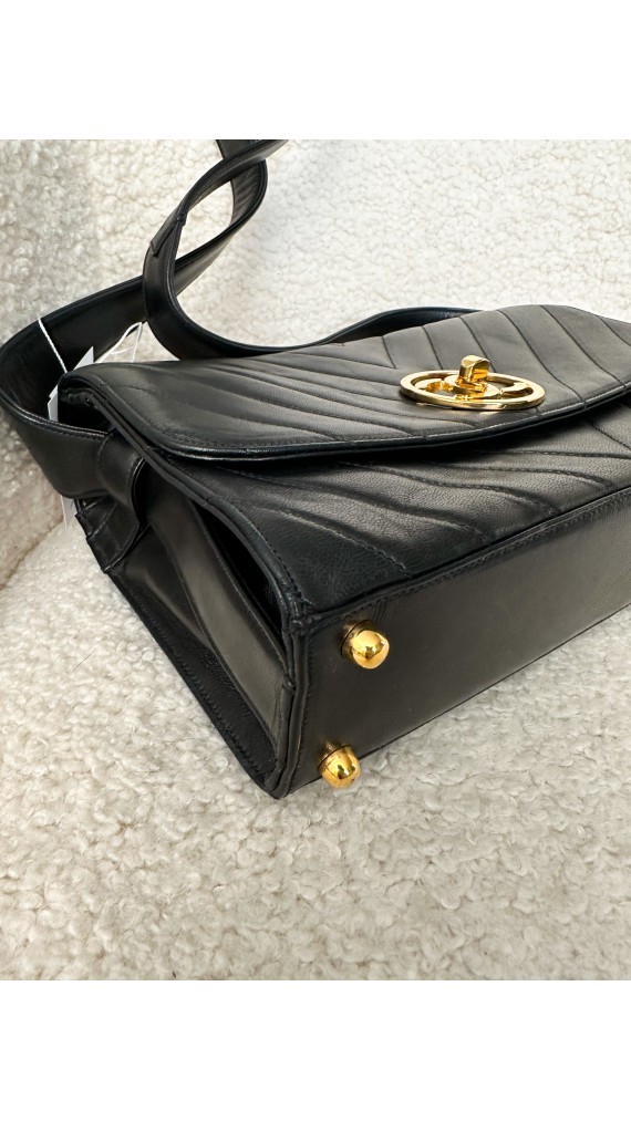 Vintage Chanel Single Bag