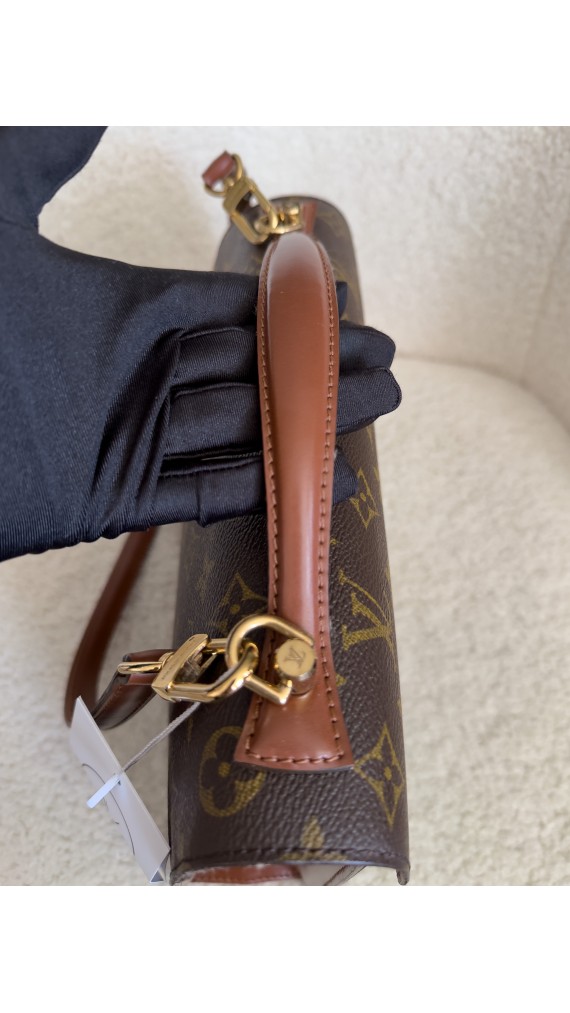 Louis Vuitton Monceau Shoulder Bag