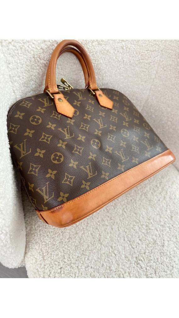 Louis Vuitton Alma PM Bag