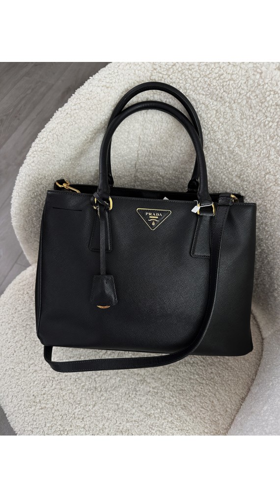 Prada Saffiano Galleria Shoulder Bag