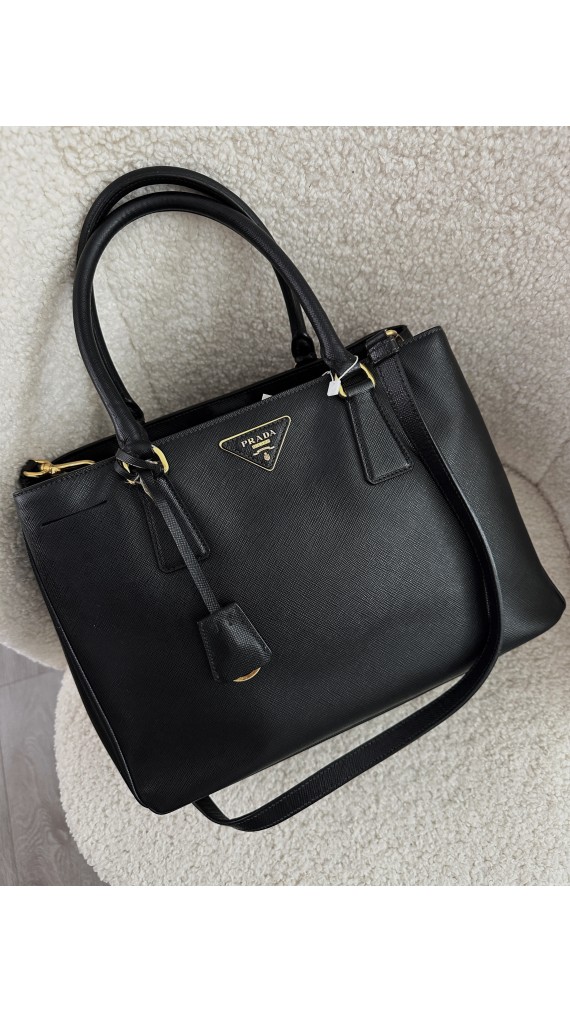 Prada Saffiano Galleria Shoulder Bag