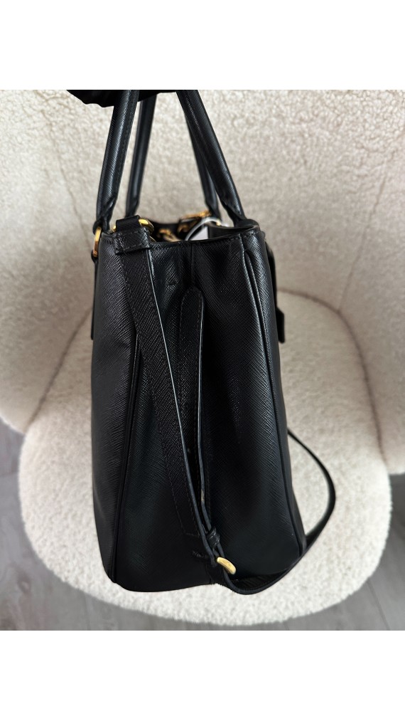 Prada Saffiano Galleria Shoulder Bag