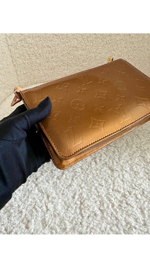 Louis Vuitton Vernis Pochette Bag