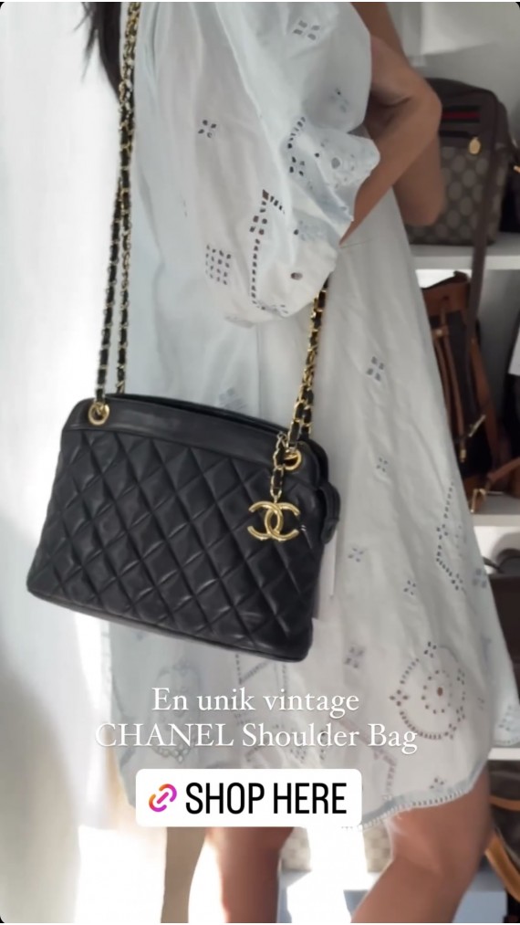 Vintage Chanel Shoulder Bag