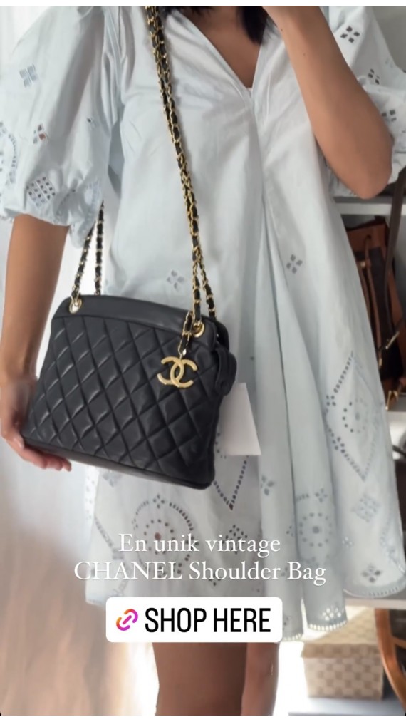 Vintage Chanel Shoulder Bag