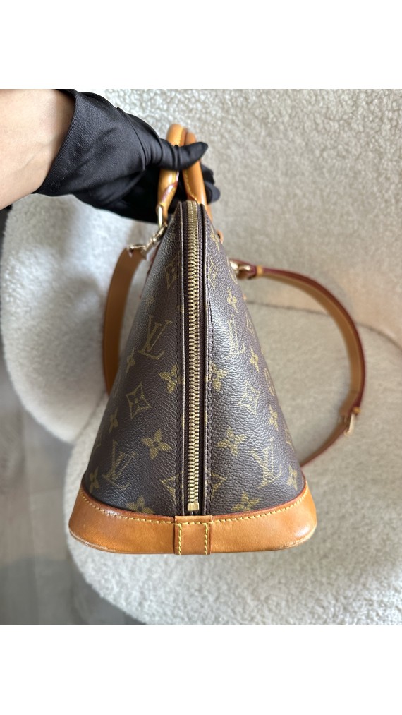 Louis Vuitton Alma PM Shoulder Bag