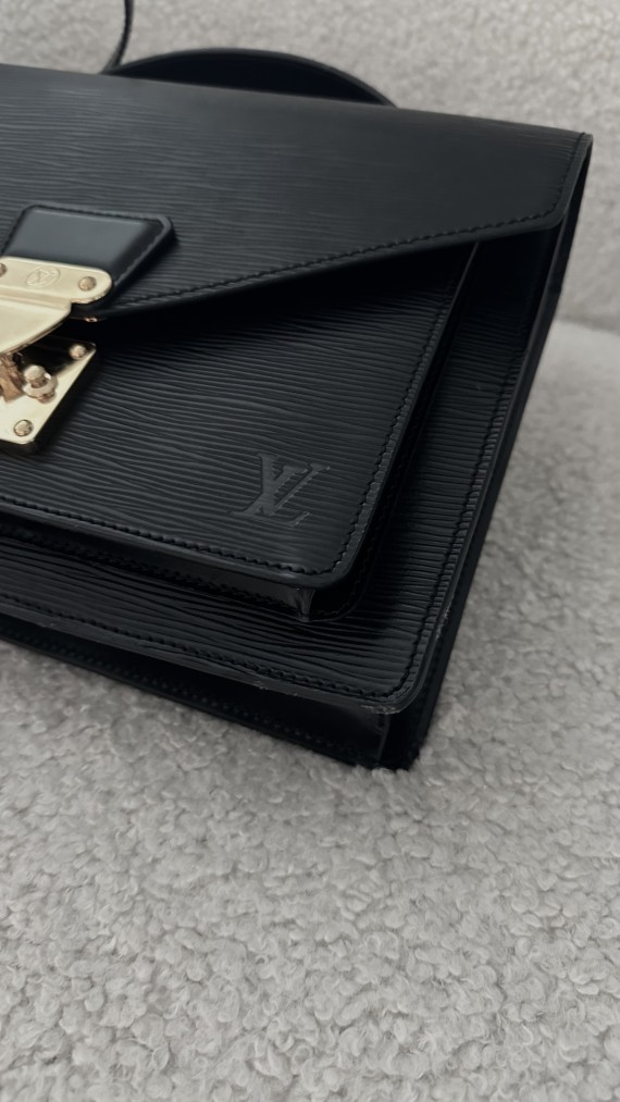 Louis Vuitton Monceau Shoulder Bag