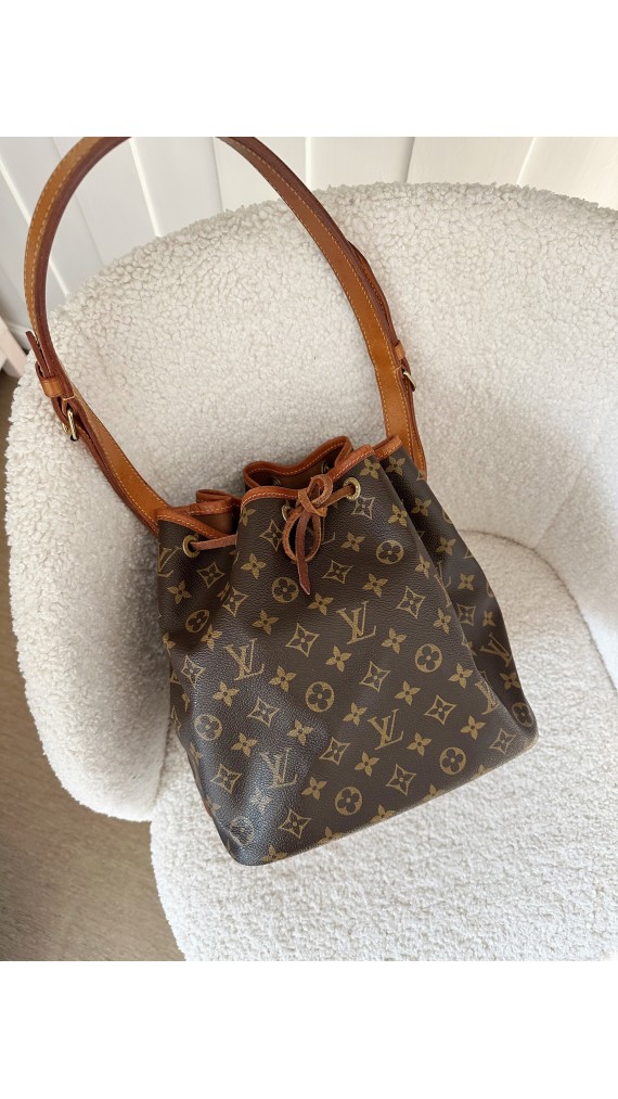 Louis Vuitton Noé Shoulder Bag