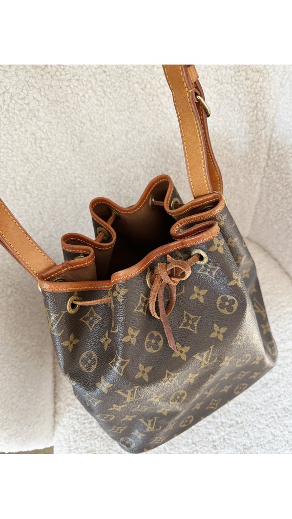 Louis Vuitton Noé Shoulder Bag