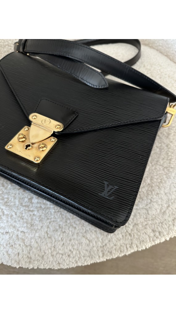 Louis Vuitton Epi Shoulder Bag