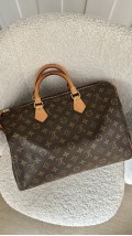 Louis Vuitton Speedy Size 35