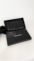 Chanel lommebok i caviar