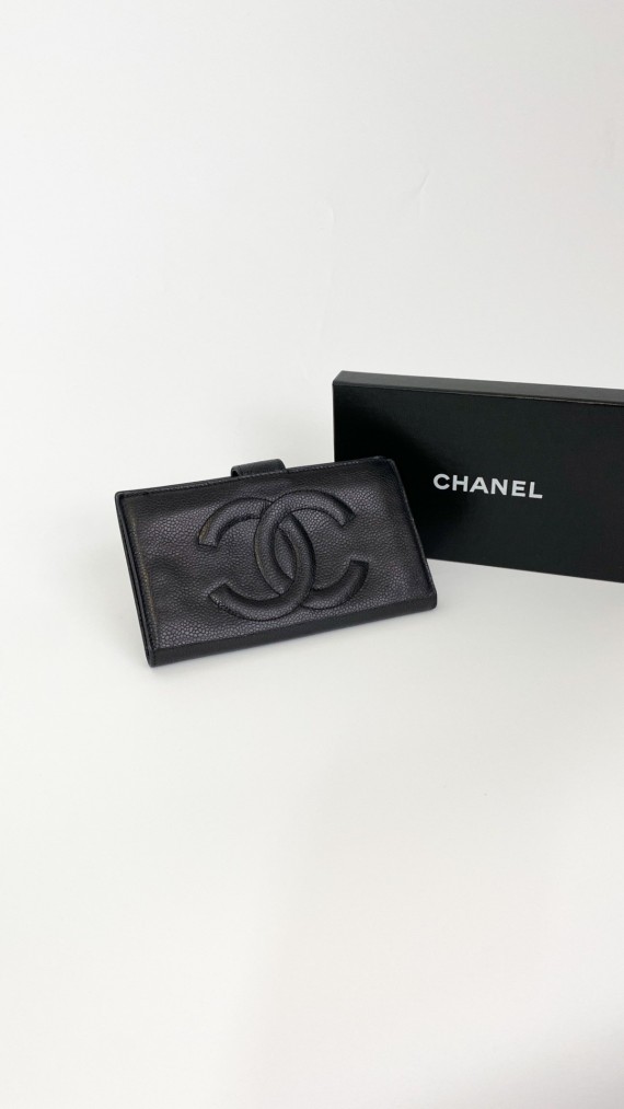 Chanel lommebok i caviar