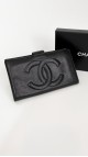 Chanel lommebok i caviar