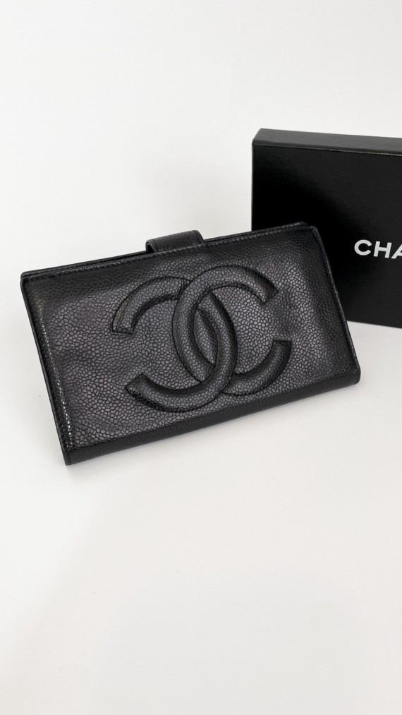 Chanel lommebok i caviar