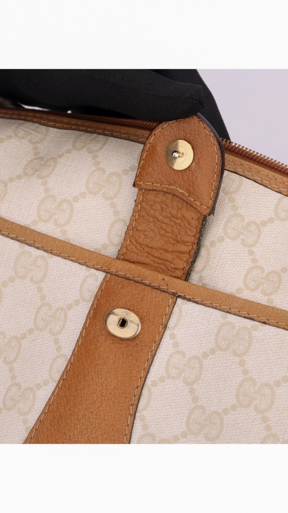 Gucci Vintage Shoulder Bag