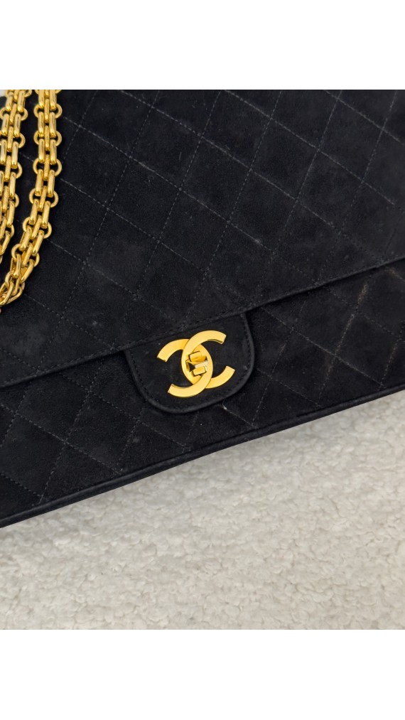 Chanel Classic Double Flap Bag Size Medium