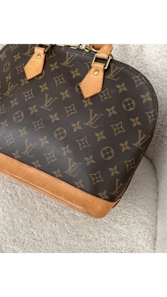 Louis Vuitton Alma PM Bag