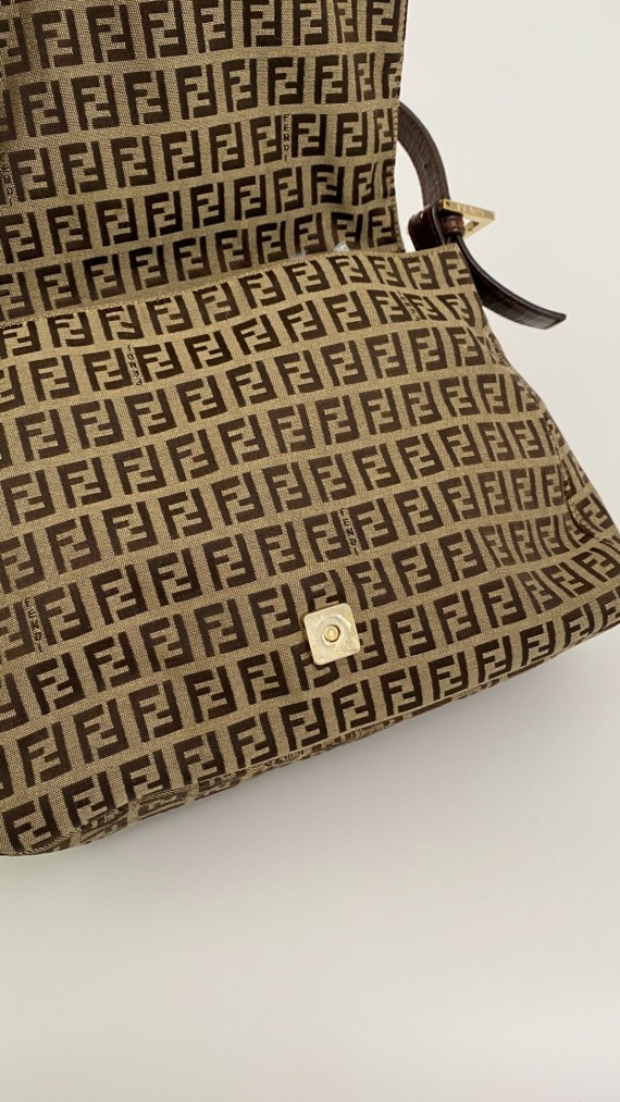 Fendi Baguette