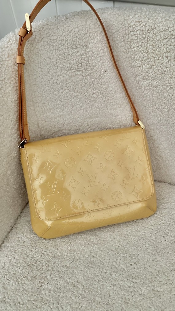 Louis Vuitton Vernis Shoulder Bag