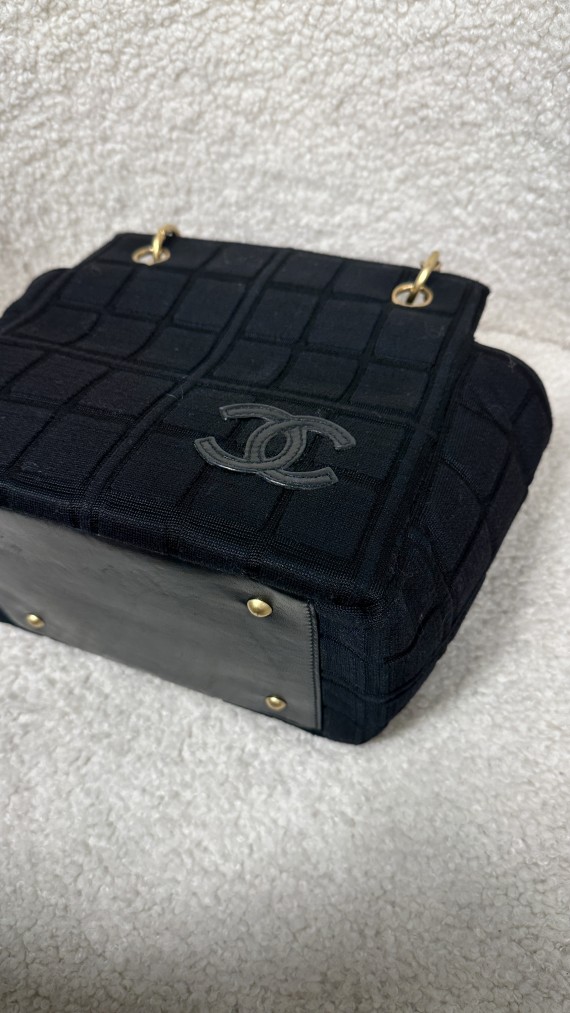 Vintage Chanel Chocolate Bar Bag