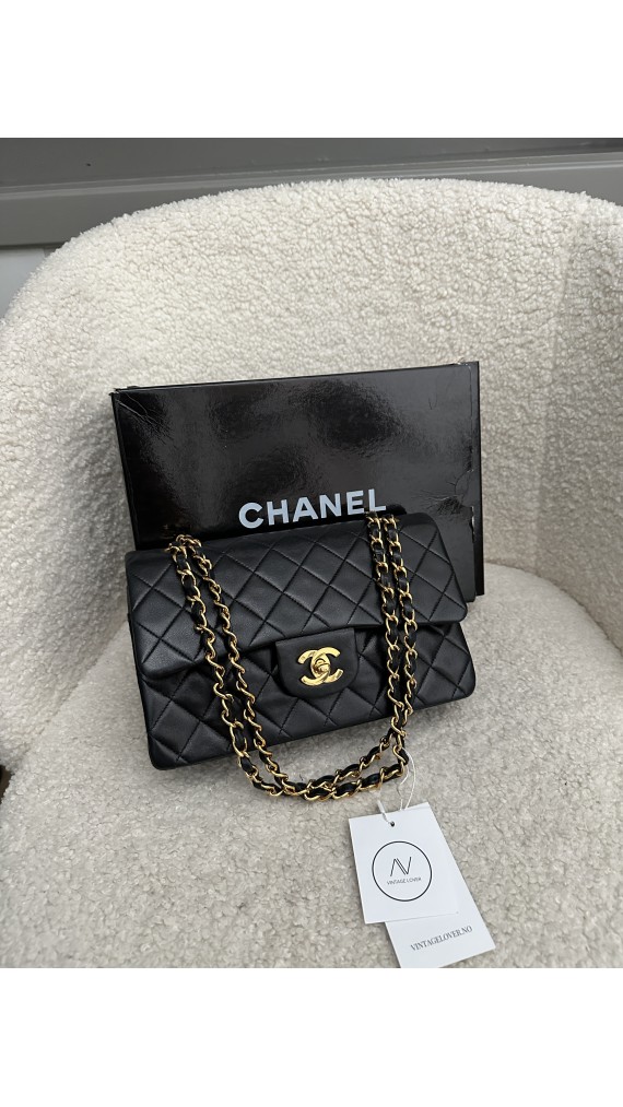 Chanel Classic Double Flap Small