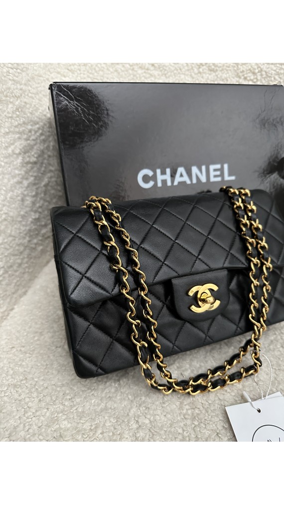 Chanel Classic Double Flap Small