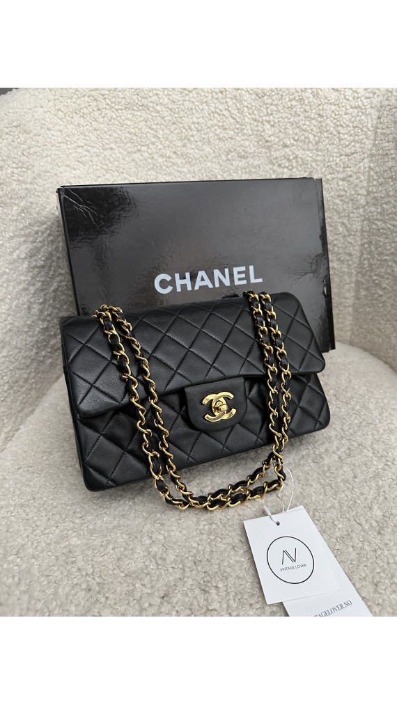 Chanel Classic Double Flap Small