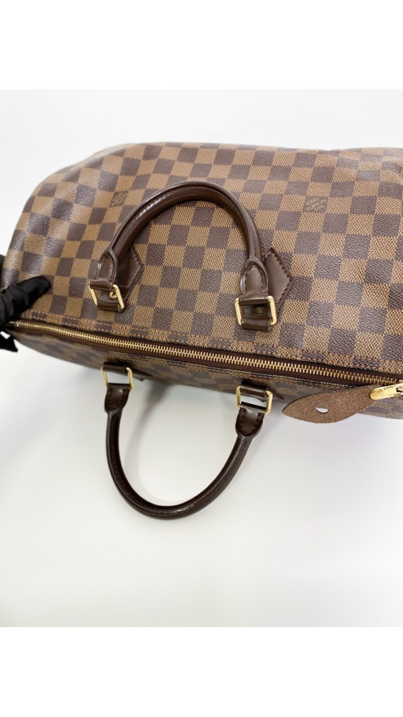 Louis Vuitton Speedy 33