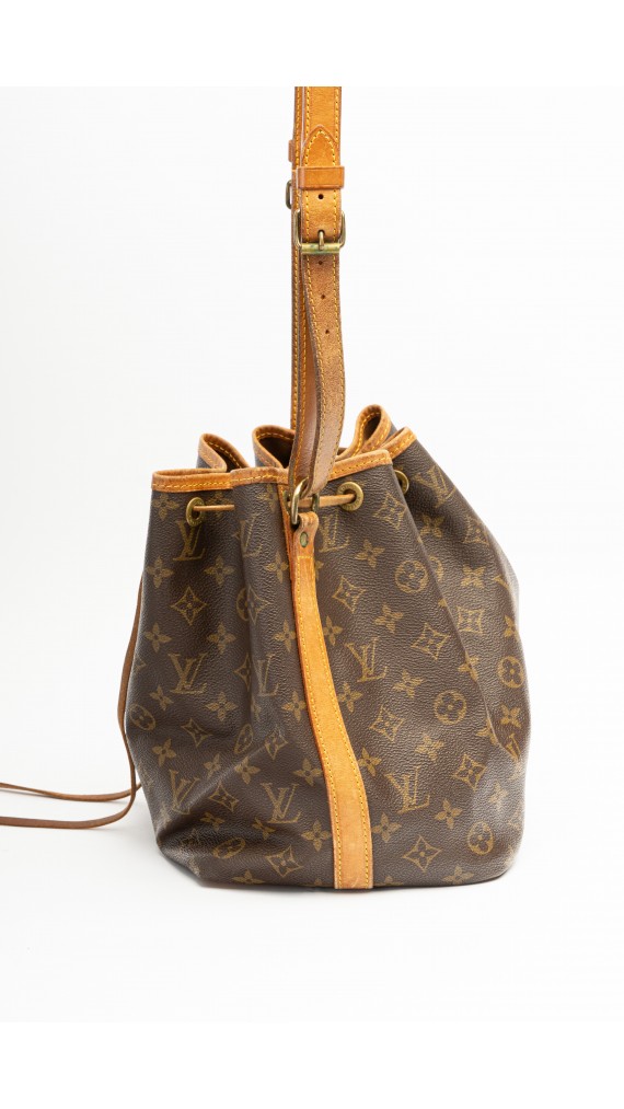 Louis Vuitton Noé Shoulder Bag