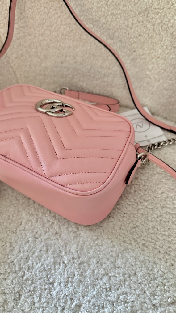 Gucci Marmont Shoulder Bag Size Small