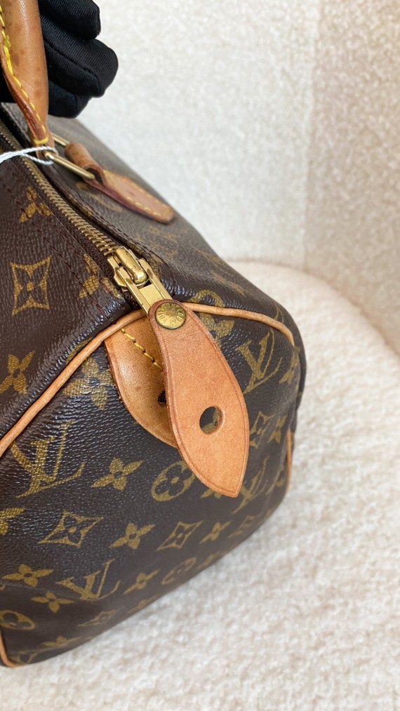 Louis Vuitton Speedy 30