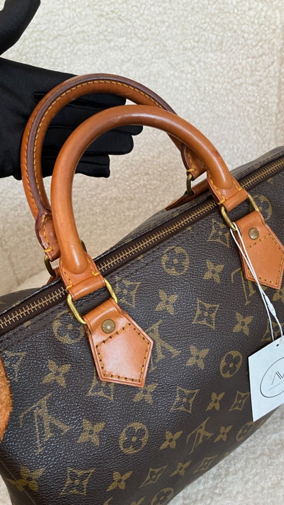 Louis Vuitton Speedy 30