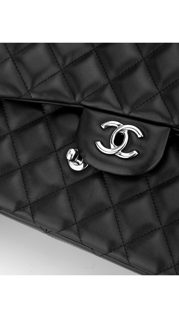 Chanel Classic Double Flap Bag Size Jumbo